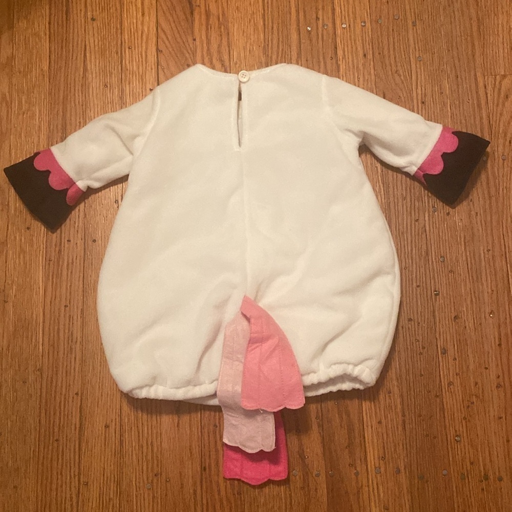 Pottery Barn Kids Unicorn One Piece 6-12 Months Missing The Hood - Picture 2 of 7